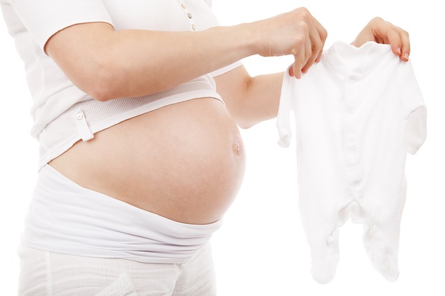 Jste těhotná? Dopřejte si správné vitamíny pro nastávající maminky.